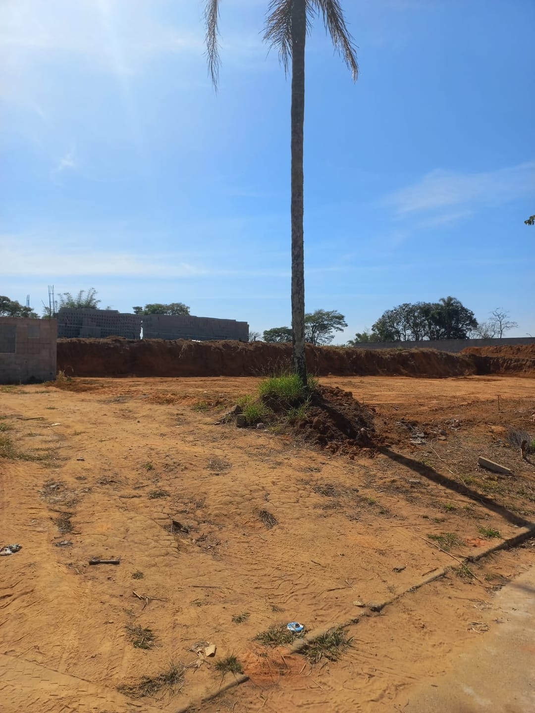 Terreno, 140 m² - Foto 1