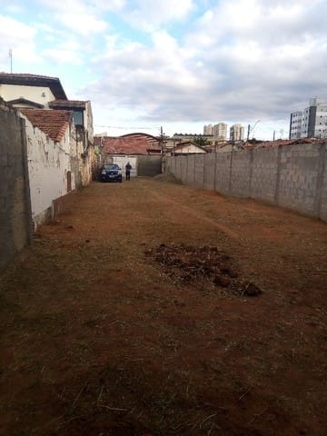 Terreno, 300 m² - Foto 1