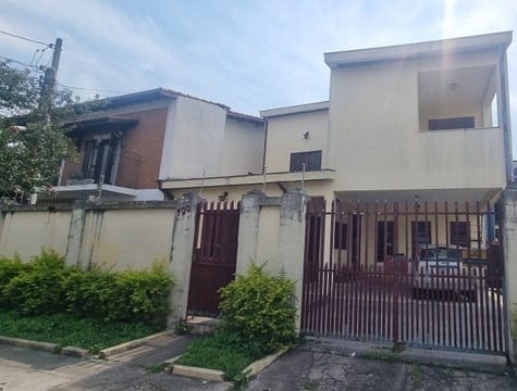 Sobrado, 4 quartos, 223 m² - Foto 2