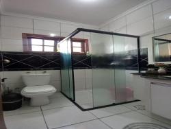 Casa para Venda em Taubaté - 3