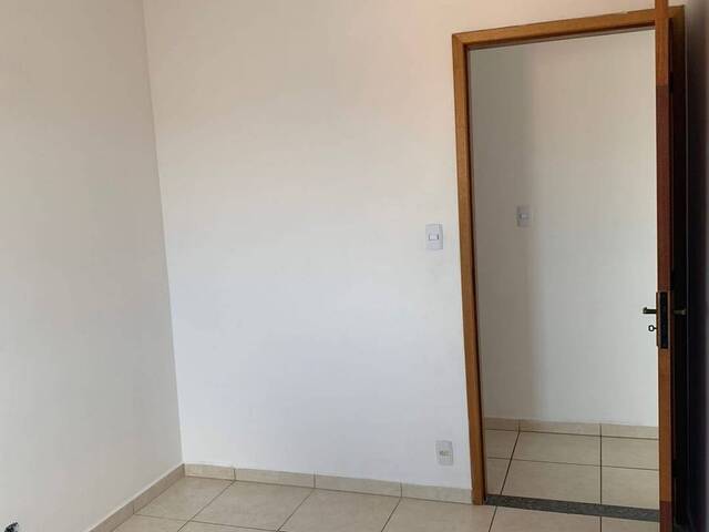 Apartamento para Venda em Pindamonhangaba - 3