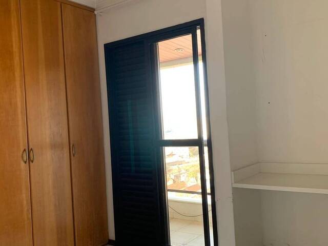 Apartamento para Locação em Taubaté - 2