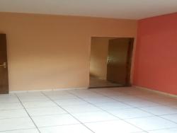 Casa para Venda em Pindamonhangaba - 2