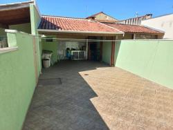 Casa para Venda em Pindamonhangaba - 2