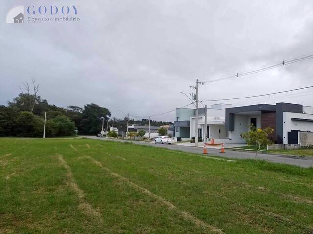 #19267 - Terreno em condomínio para Venda em Pindamonhangaba - SP - 1