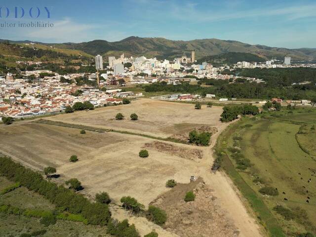Terreno para Lançamento em Aparecida - 4