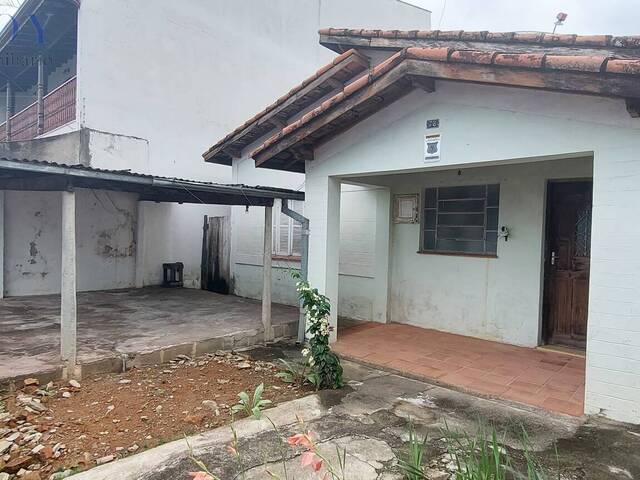Casa para Venda em Pindamonhangaba - 2
