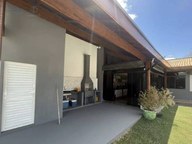 Casa para Venda em Pindamonhangaba - 2