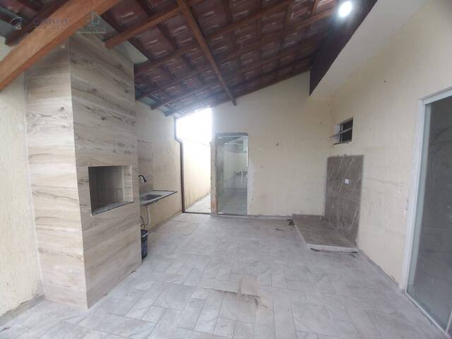 Casa para Venda em Pindamonhangaba - 2