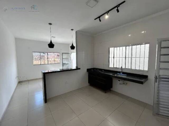 #19644 - Casa para Venda em Pindamonhangaba - SP