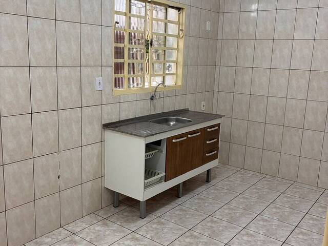 Casa para Locação em Pindamonhangaba - 4