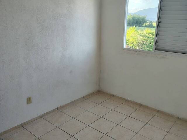 Apartamento para Venda em Pindamonhangaba - 2