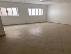 Sala para Locação em Pindamonhangaba - 2