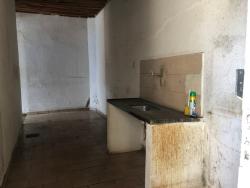 Casa para Locação em Pindamonhangaba - 2