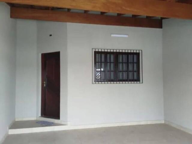 Casa para Venda em Pindamonhangaba - 2