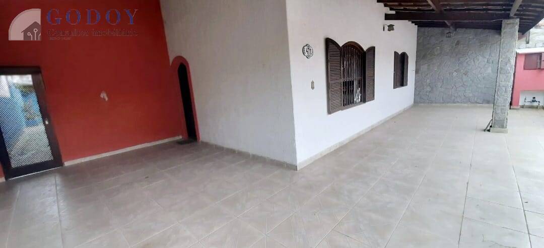 Casa, 3 quartos, 209 m² - Foto 1