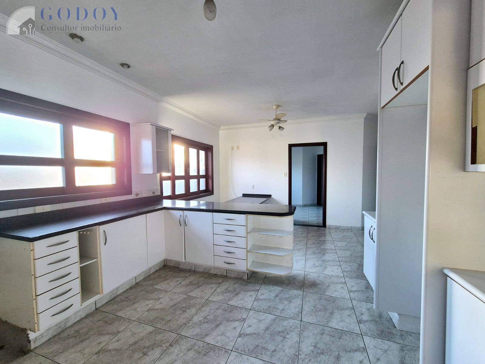 Casa, 4 quartos, 600 m² - Foto 13