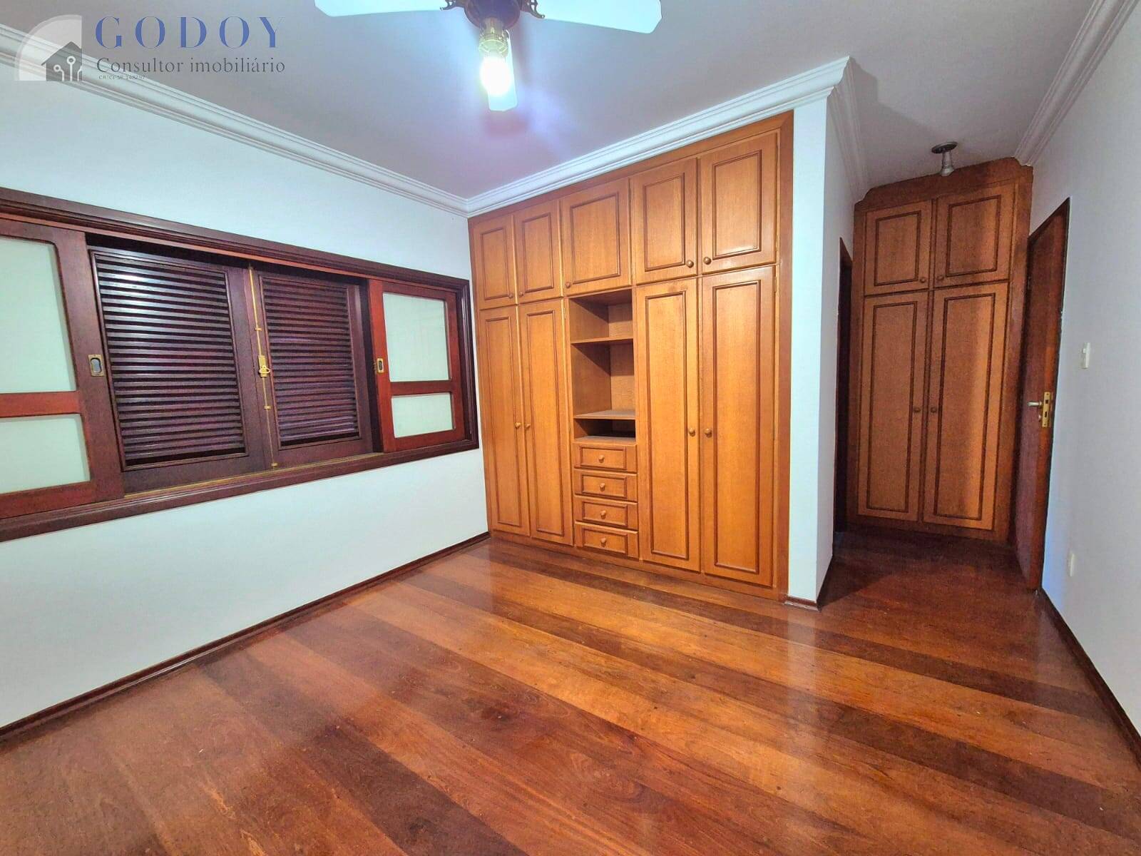 Casa, 4 quartos, 600 m² - Foto 23