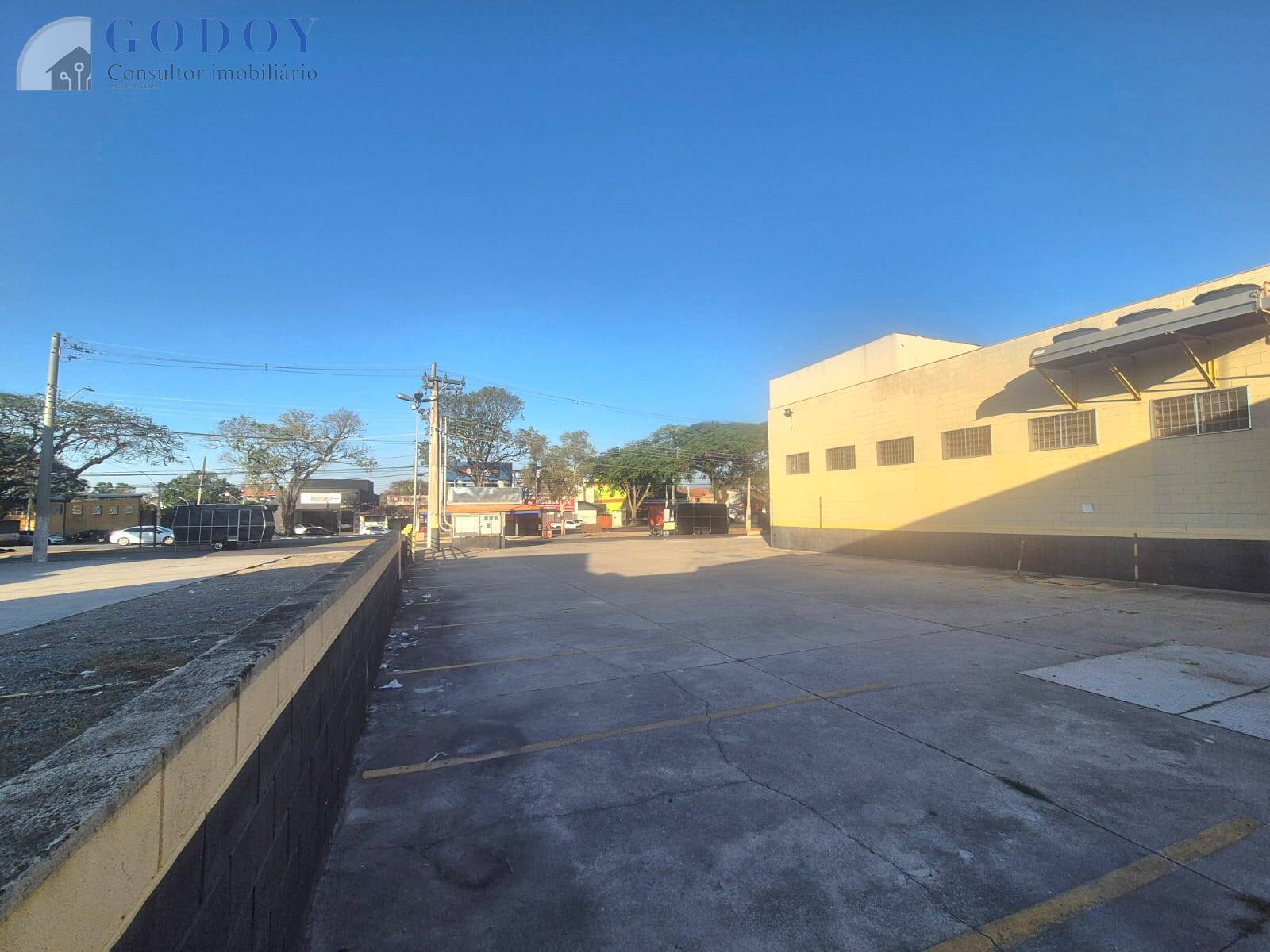 Depósito-Galpão, 1300 m² - Foto 9
