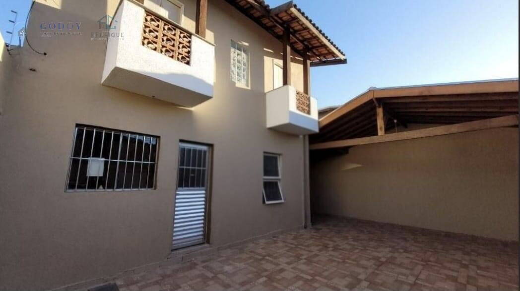 Casa, 4 quartos, 210 m² - Foto 2