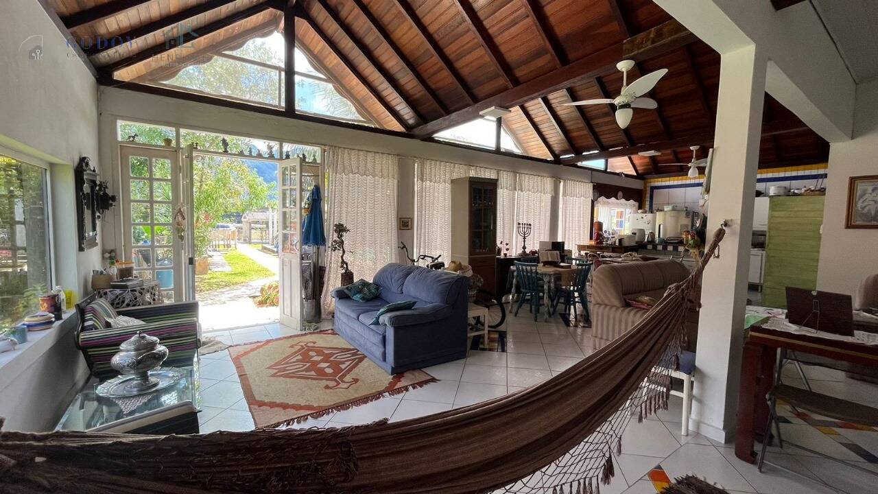 Casa, 3 quartos, 148 m² - Foto 1