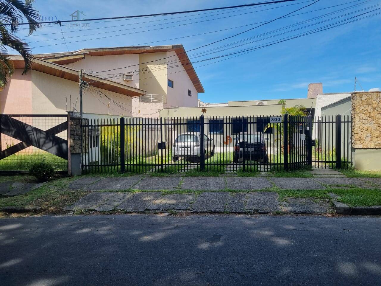 Casa, 8 quartos, 327 m² - Foto 1