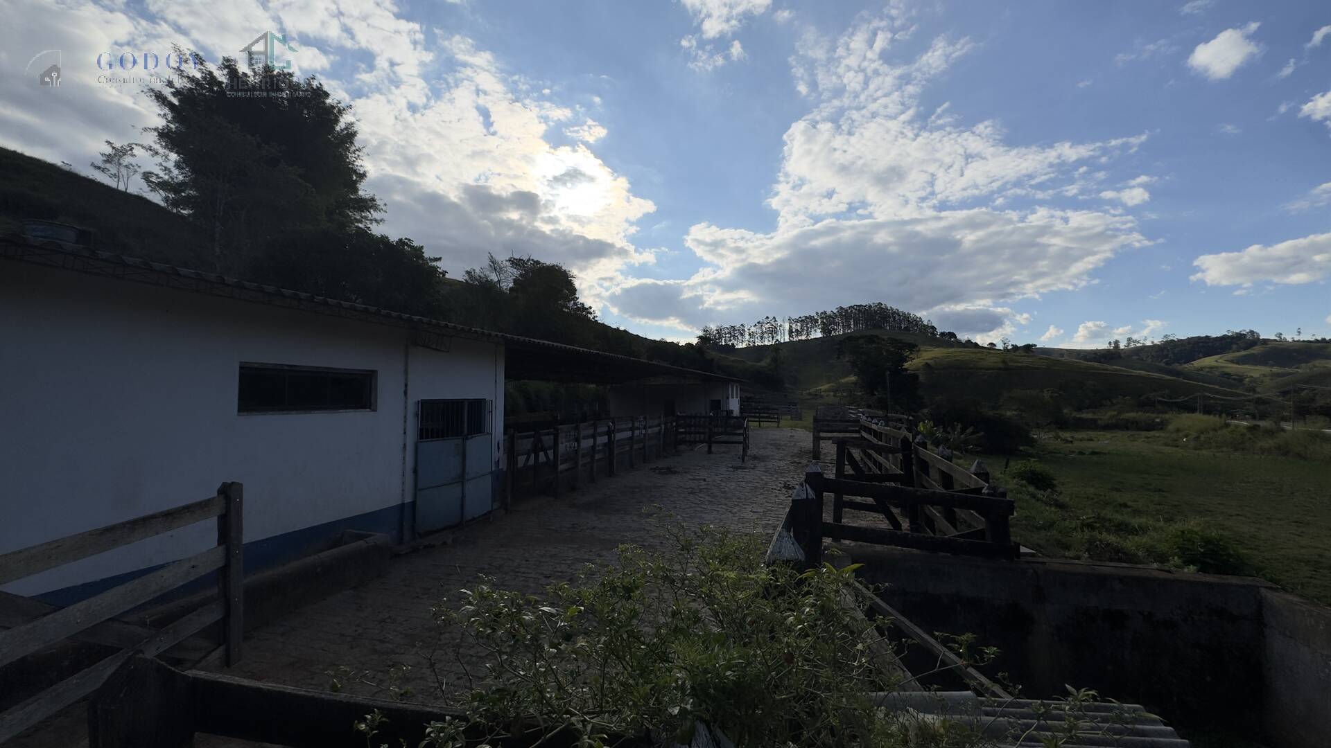 Sítio, 4 quartos, 35 m² - Foto 21