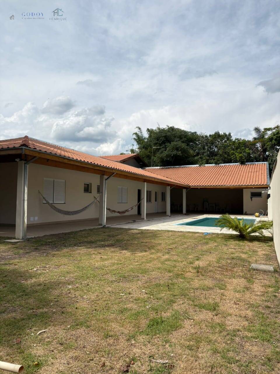 Sítio, 2 quartos, 1000 m² - Foto 1