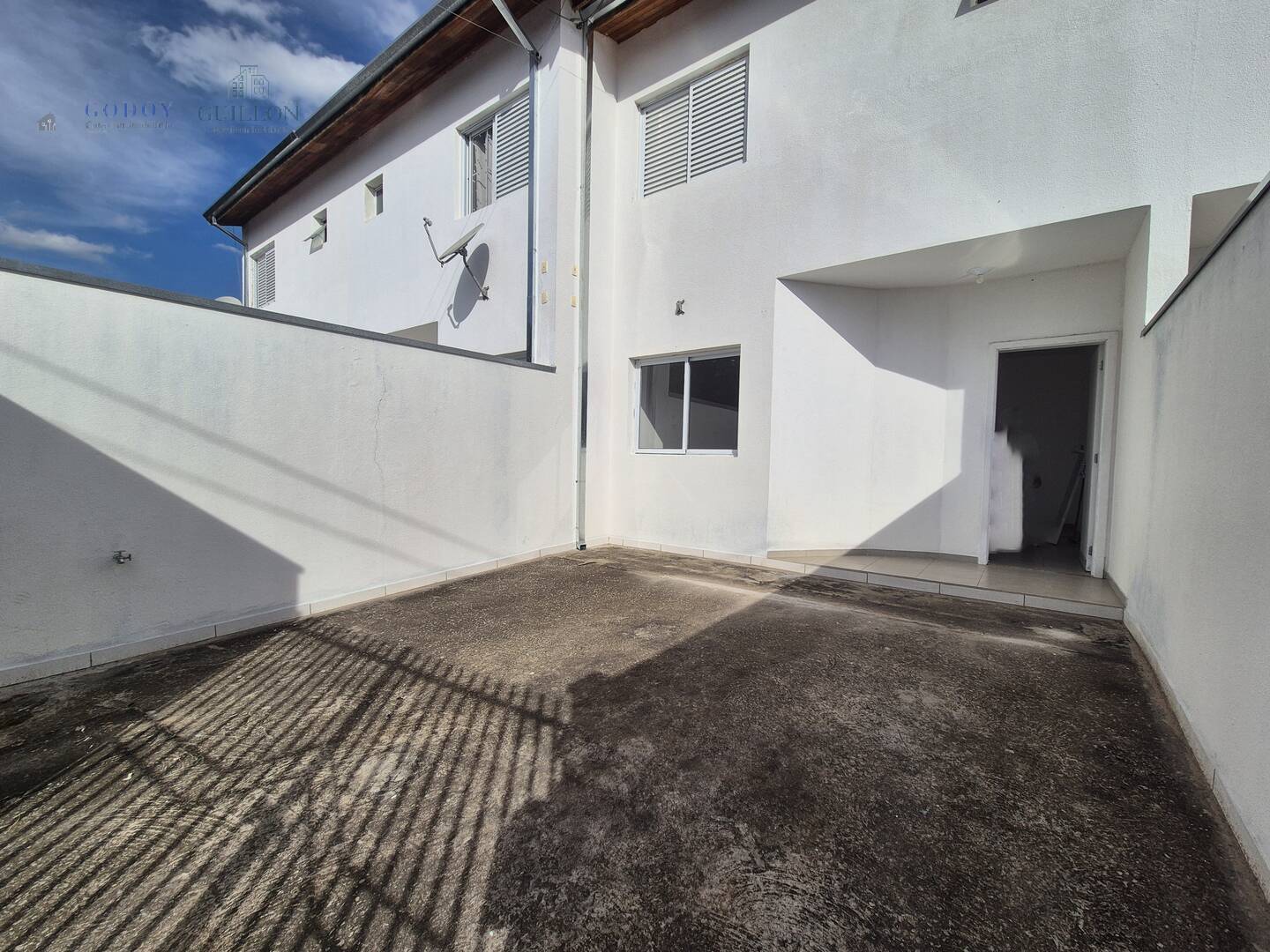 Sobrado, 2 quartos, 101 m² - Foto 1