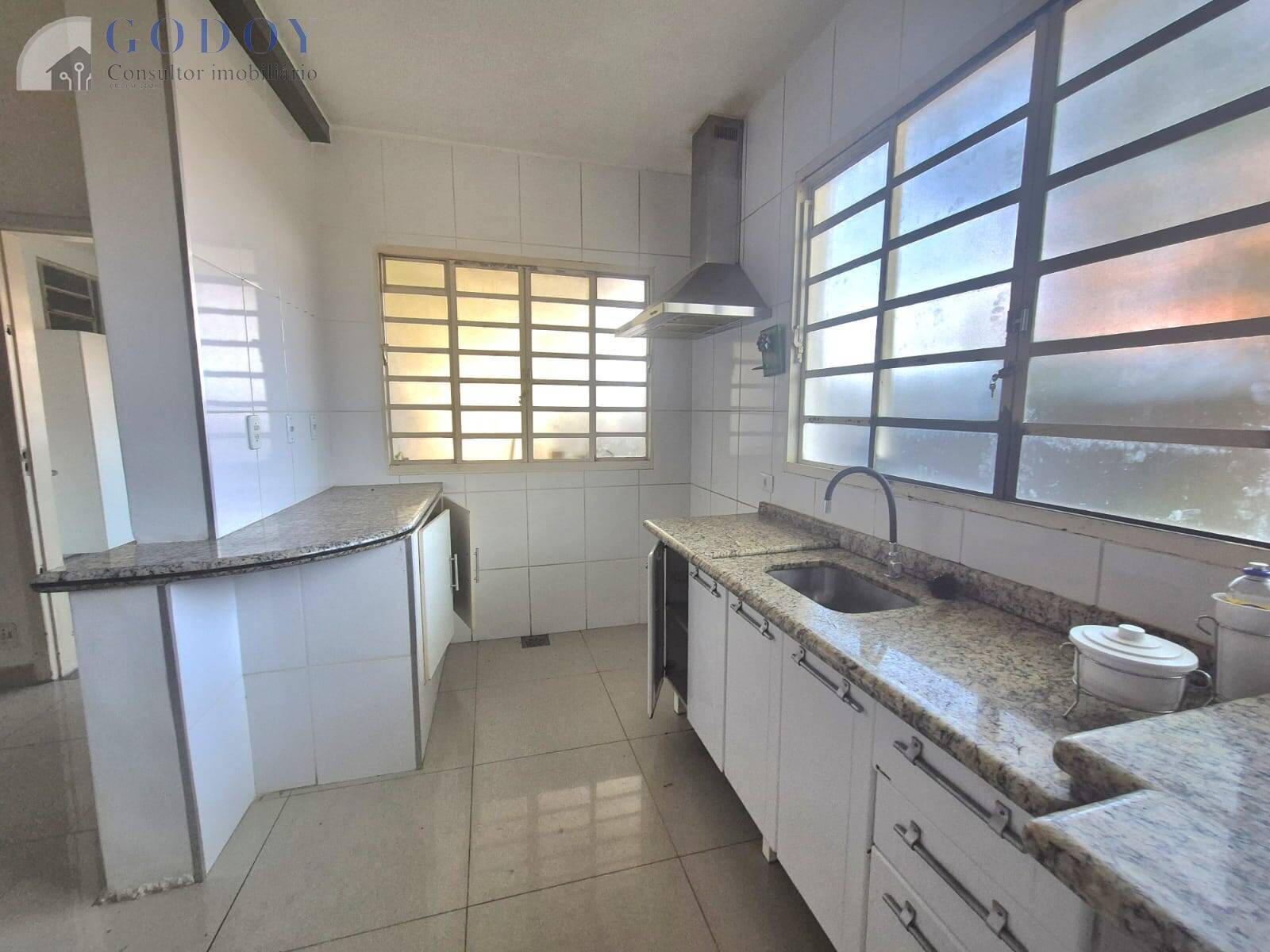 Casa, 3 quartos, 300 m² - Foto 8
